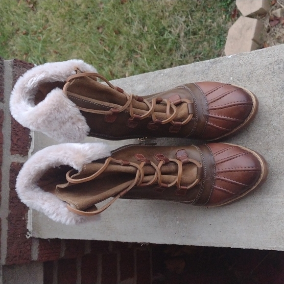 Pikolinos Connelly - Picture 1 of 9